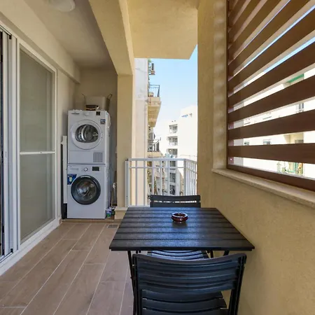 Appartement Modern 3br Close To Sliema's Promenade By 360 Estates