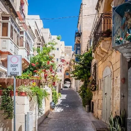 Appartement Modern 3br Close To Sliema's Promenade By 360 Estates Sliema