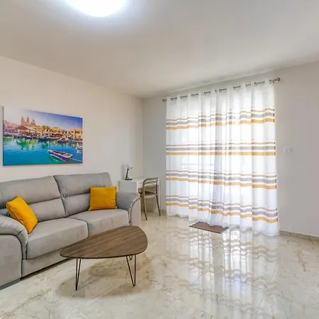 Modern 3br Close To Sliema's Promenade By 360 Estates * Sliema