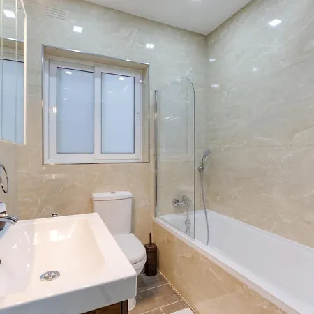 Modern 3br Close To Sliema's Promenade By 360 Estates Appartement Sliema