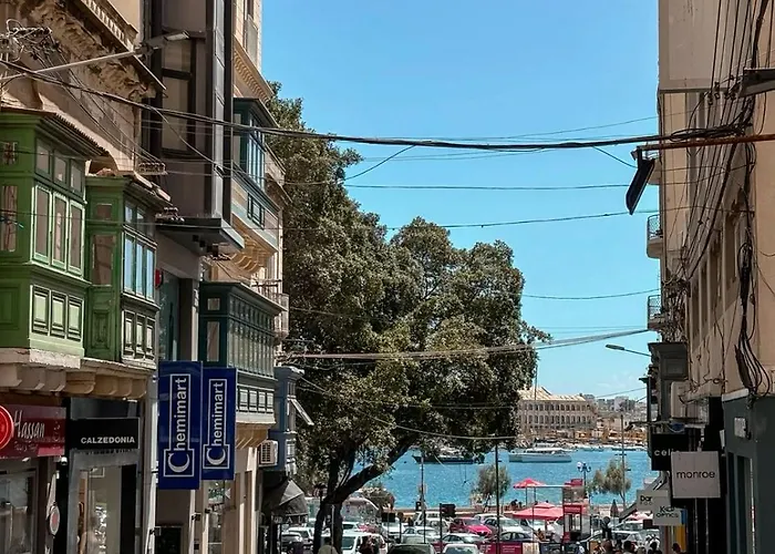 Modern 3br Close To Sliema's Promenade By 360 Estates * 슬리에마