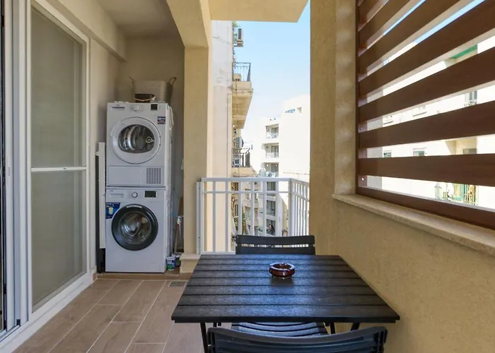아파트 Modern 3br Close To Sliema's Promenade By 360 Estates