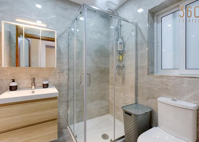 아파트 Modern 3br Close To Sliema's Promenade By 360 Estates 슬리에마