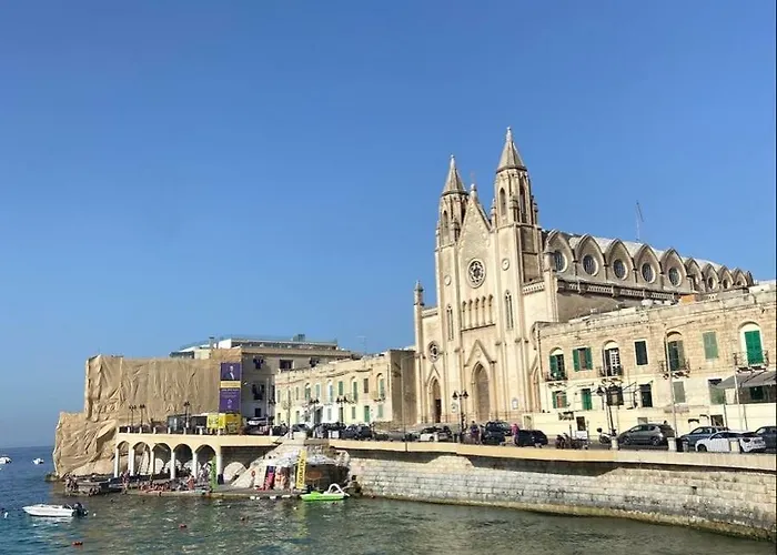 Modern 3br Close To Sliema's Promenade By 360 Estates 아파트 *