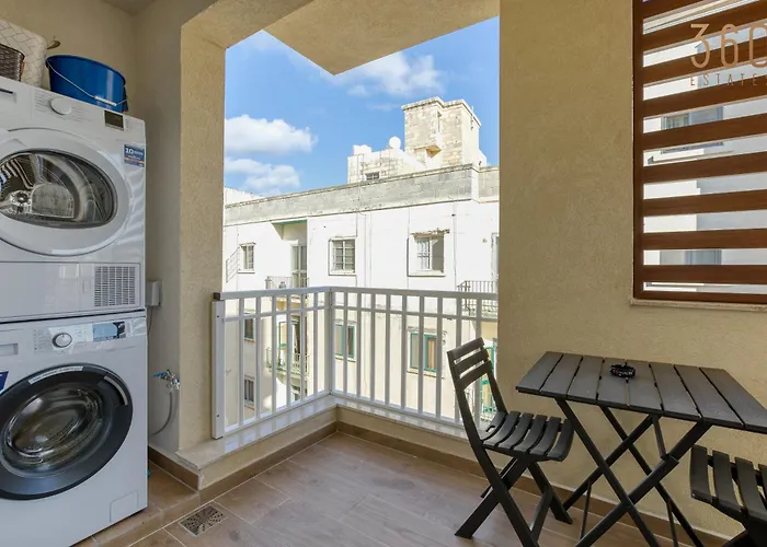 아파트 Modern 3br Close To Sliema's Promenade By 360 Estates 슬리에마