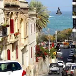 Apartament Modern 3br Close To Sliema's Promenade By 360 Estates