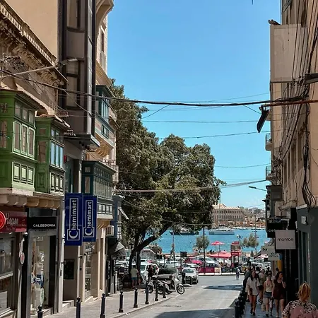 Modern 3br Close To Sliema's Promenade By 360 Estates * Sliema