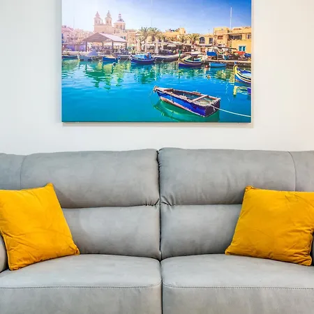 Modern 3br Close To Sliema's Promenade By 360 Estates Apartament